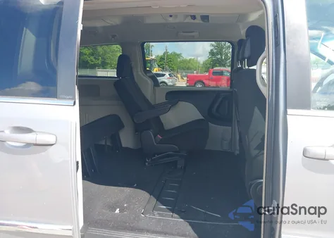 2013 Chrysler Town & Country Touring из США, поврежденный, VIN 2C4RC1BG9DR753584